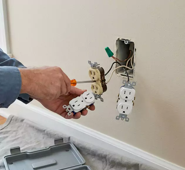 Professional Outlet Replacement: Your Local Swap-Out Team in Malden, MA